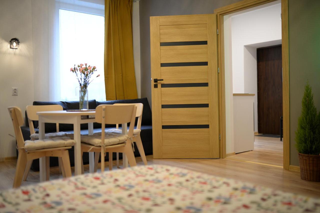 Wood Apartment *